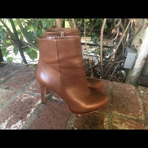 quanette platform booties
